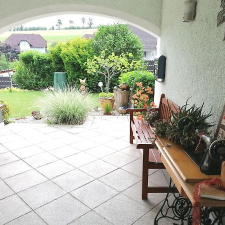 Cosy Apartment In Oed Hling With Garden Mauer bei Amstetten Екстериор снимка